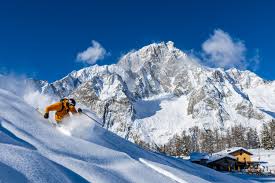 Courmayeur e Monte Bianco innevato