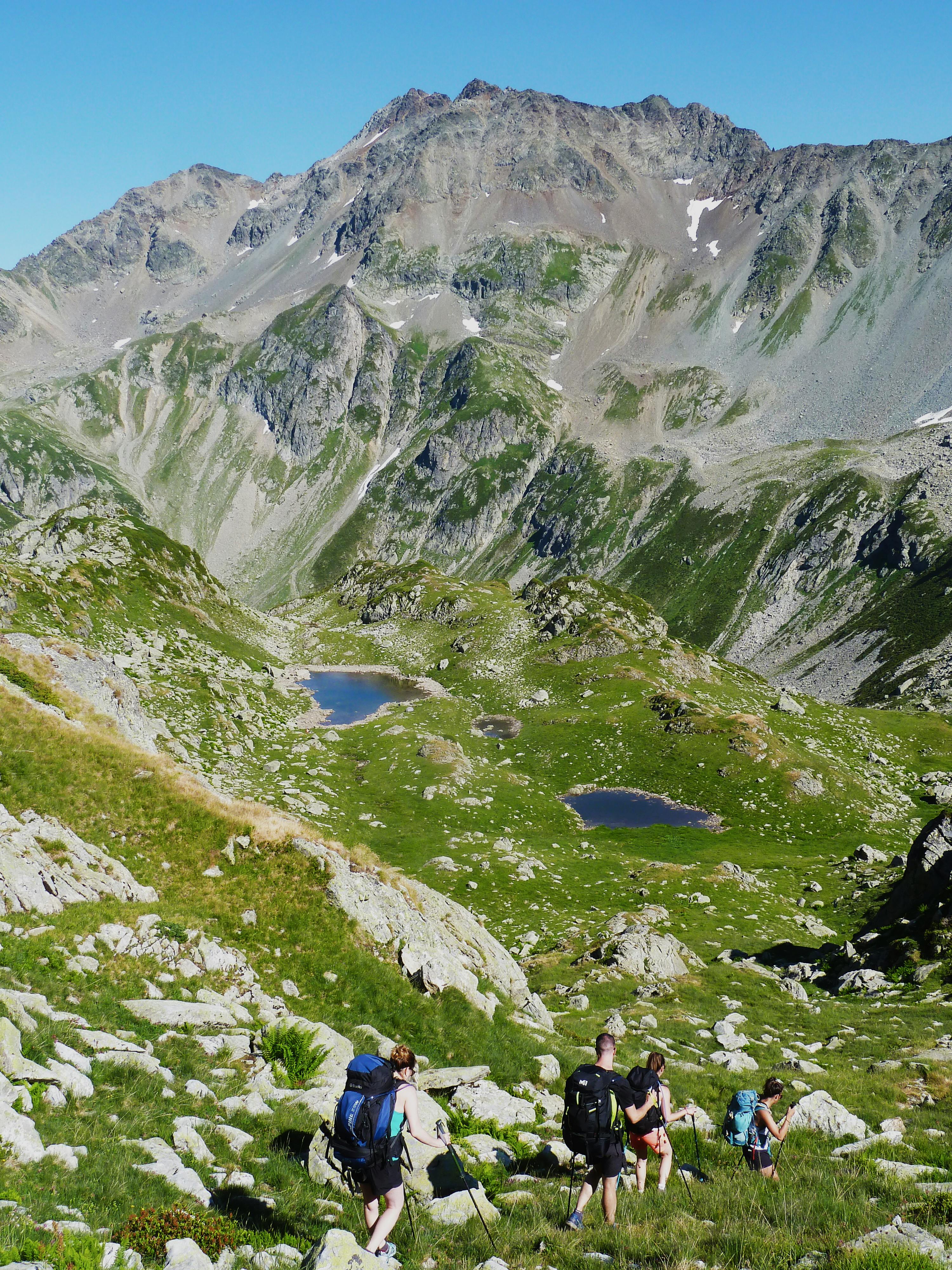Sentiero panoramico per trekking in montagna
